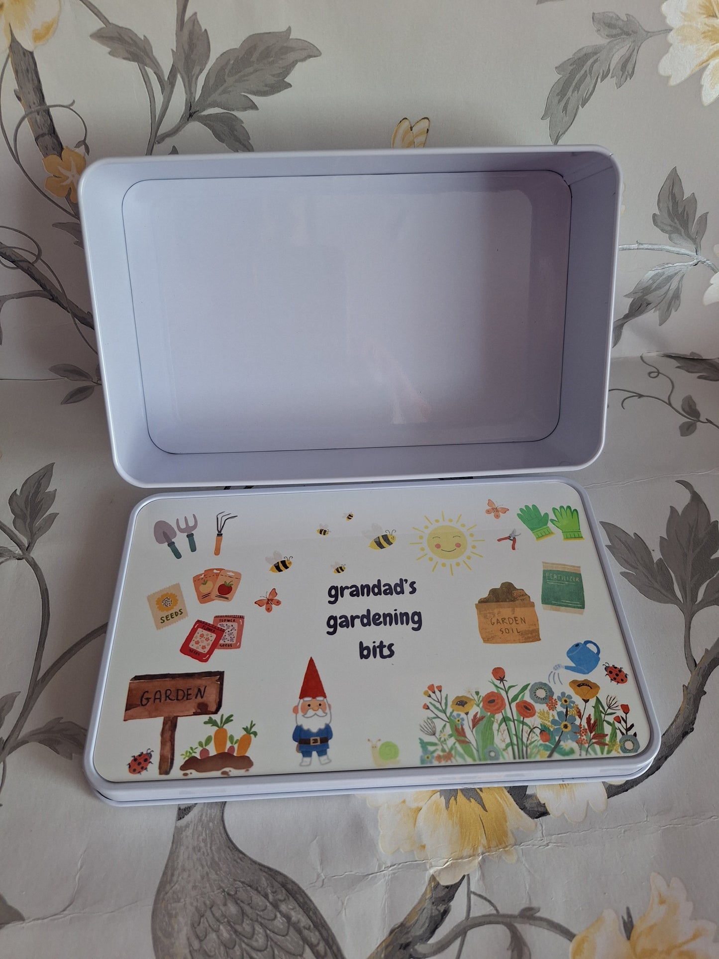 Grandad's Gardening Bits Tin